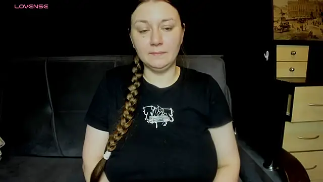 AlisaBacker's Live Chat Room