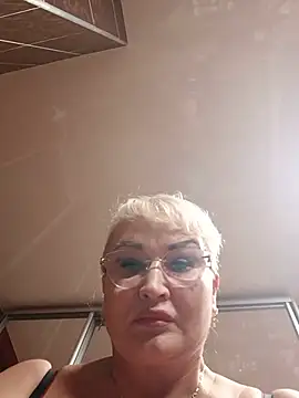 Jemma_Cori's Live Chat Room