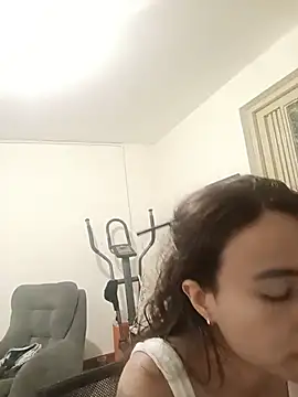חדר צ'אט בשידור חי של Eloissa_jones