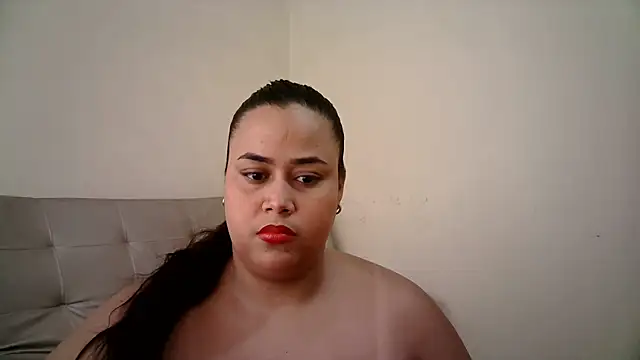 Pokój czatu na żywo – abril_sexy04
