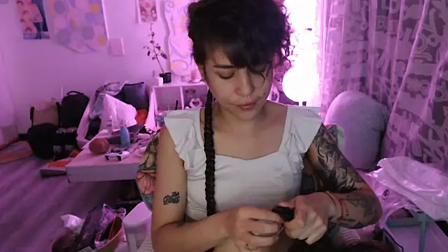 Chatroom en direct de Hellen_dumont