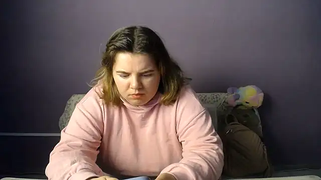 so_shy's Live Chat Room