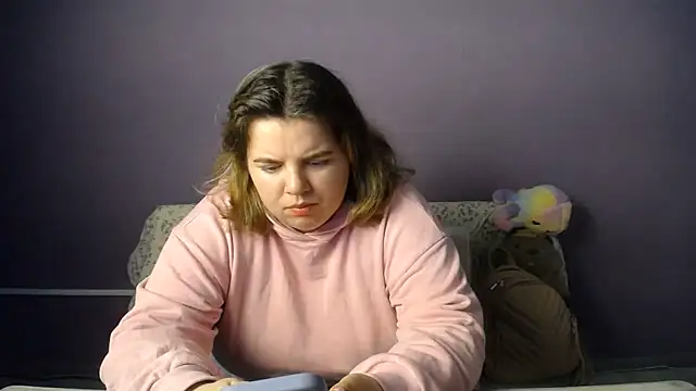 so_shy's Live Chat Room