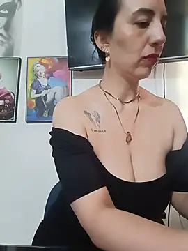 christine-x – live chatrum
