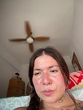Živá chatovací místnost Agnexxx