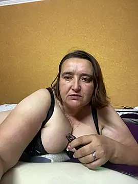 Živá chatovací místnost LiluHot