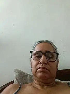 _candi Live Chatraum