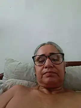 _candi Live Chatraum