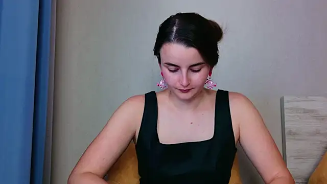 LanaGI's Live Chat Room
