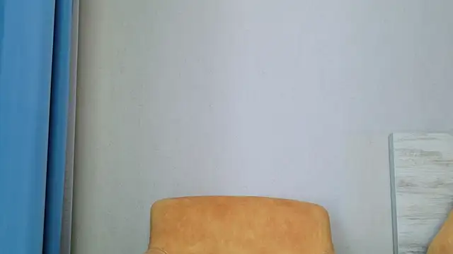 LanaGI – Naživo chatovacia miestnosť