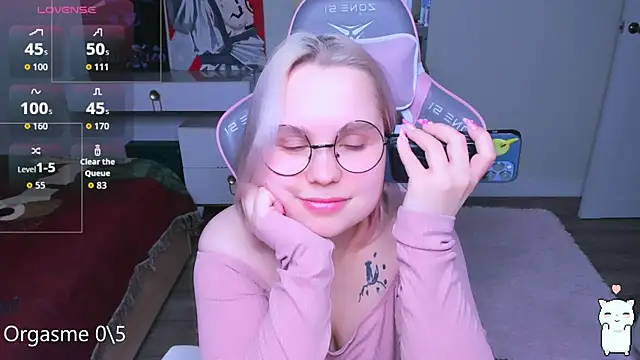 Pokój czatu na żywo – miray_kuriyama123