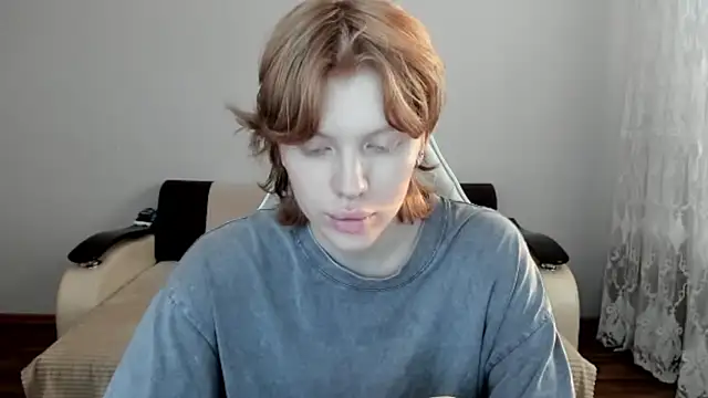 Chat soba uživo modela StellaDavis