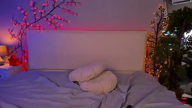 Sala de chat en directo de MonaSteele