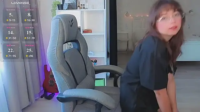 Chat soba uživo modela Lina_Brownie