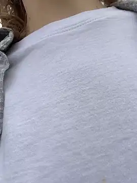 Chat soba uživo modela RinaMood