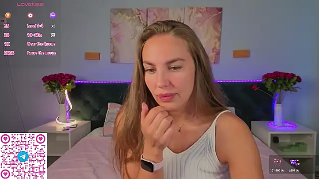 Kelly_Hardy Live chatroom