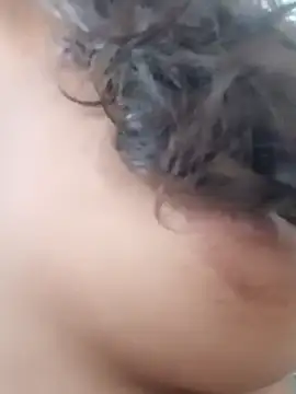 Sala de chat ao vivo de Aachal_7