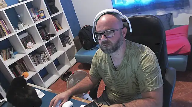 ravingr4d4 Webcam show