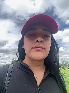 חדר צ'אט בשידור חי של Megan_FE