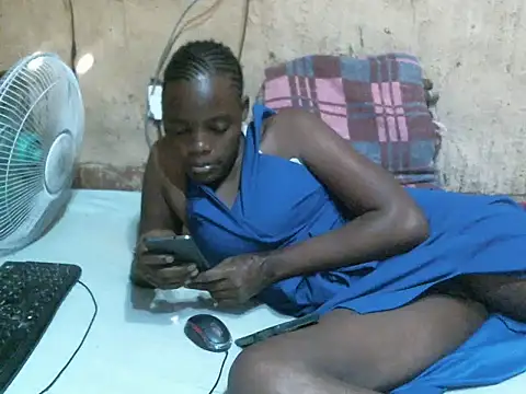 cute_naimah Live chatroom