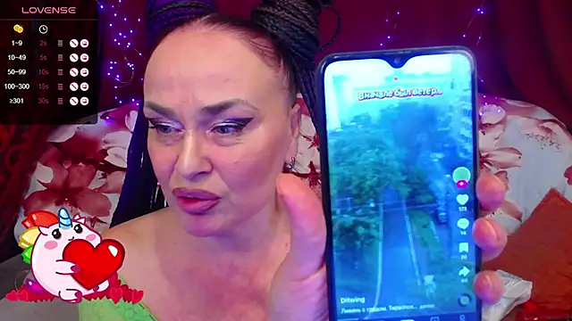 hotzlata Adlı Modelin Canlı Sohbet Odası