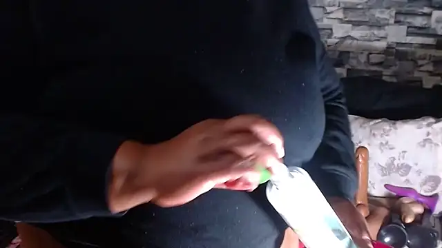 BigHotMatureXx লাইভ চ্যাট রুম