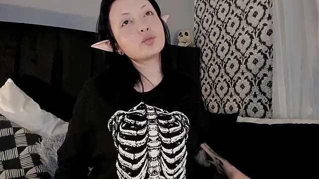 Adeelinee – Naživo XXX chat