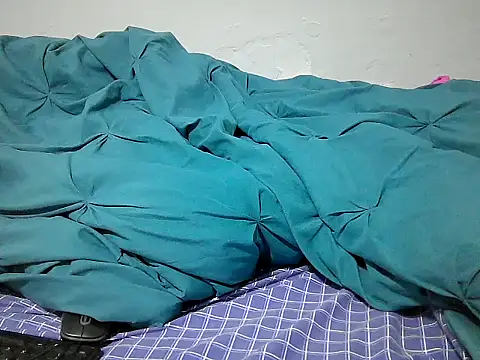 غرفة دردشة banitah المباشرة
