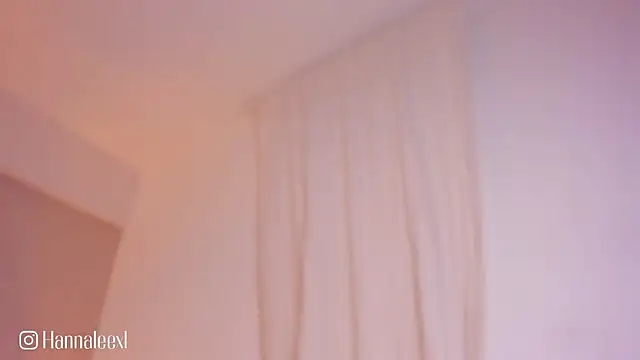 Živá chatovací místnost hanna_lee02