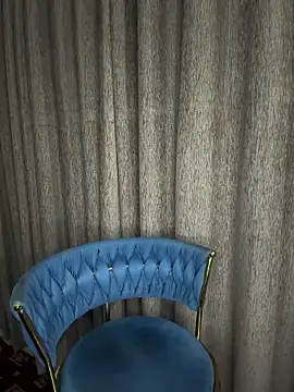 Scarletbdsm69's Live Chat Room
