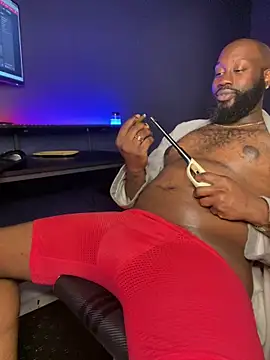 BBCNutKing Adlı Modelin Canlı Sohbet Odası