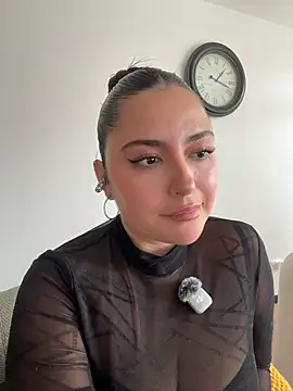 sukhakunis1 – live chatrum