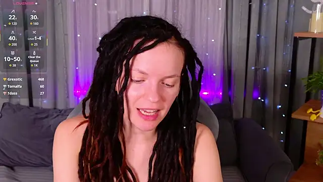 CoreyJane Adlı Modelin Canlı Sohbet Odası
