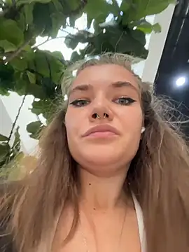 Holy_Tereza Live chatroom