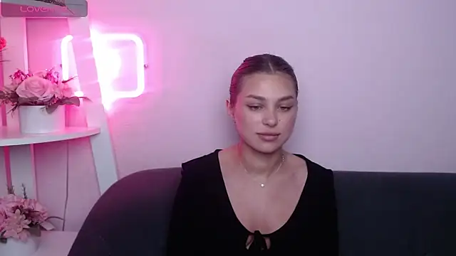 MilanaAngelAs Live Chatraum