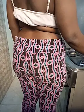 zainabsmile – live chatrum