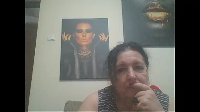 maturekorine's Live Chat Room