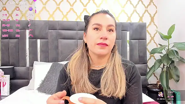 Chat ao vivo de RubbyTaylor