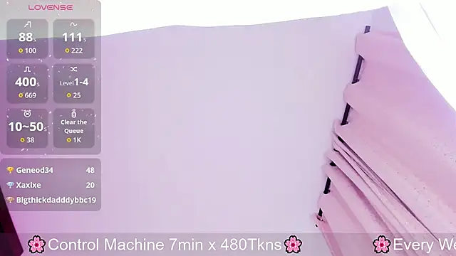 חדר צ'אט בשידור חי של CherryBlossom23