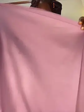 ห้องแชทสดของ sweet18creamybigpussy