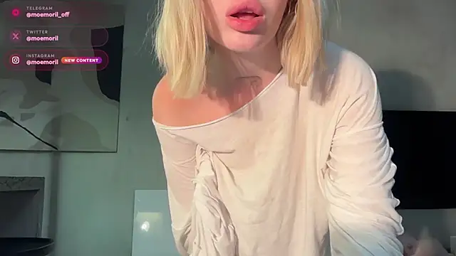 Golden_Aline Adlı Modelin Canlı Sohbet Odası