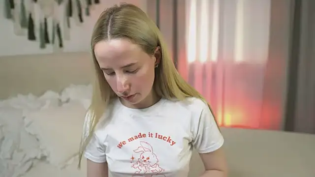 Cassie_Kelman Adlı Modelin Canlı Sohbet Odası