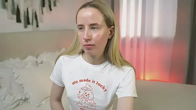 Cassie_Kelman Adlı Modelin Canlı Sohbet Odası