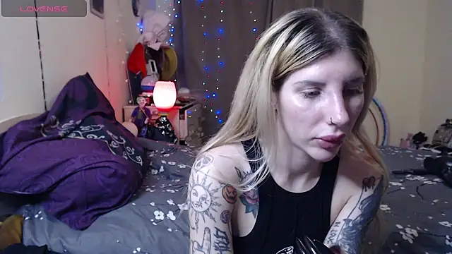 BLACKPeonyy – Naživo XXX chat