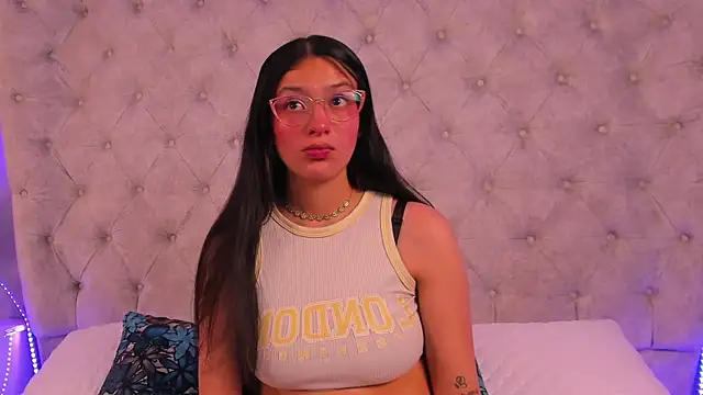 Онлайн чат dafne_bss
