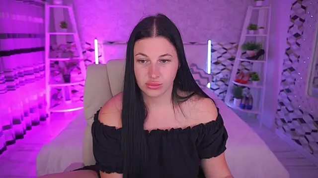 Živá chatovací místnost ArianaDarkk