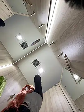 חדר צ'אט בשידור חי של Teya_moon_