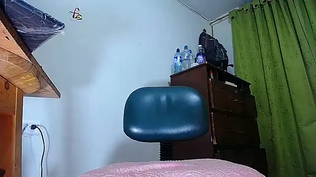 hairy_pussywet Ruang Obrolan Langsung