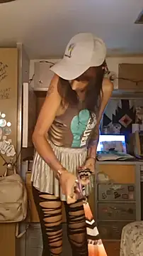 whitetrashdirtyslut Adlı Modelin Canlı Sohbet Odası