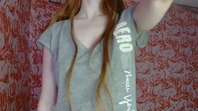 shelikessoymilk's Live Chat Room